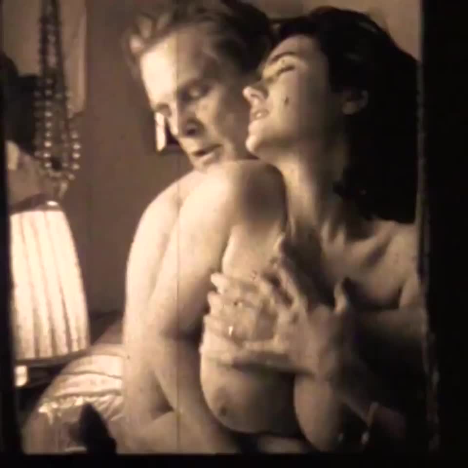 Jennifer Connelly's Legendary Scene in Mulholland Falls (1996) - free porn video