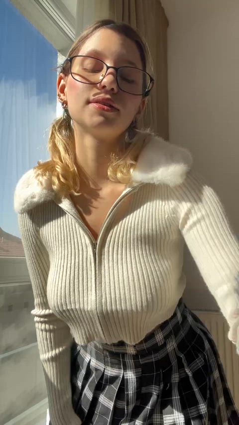 When I'm at home, I'm always horny - free porn video
