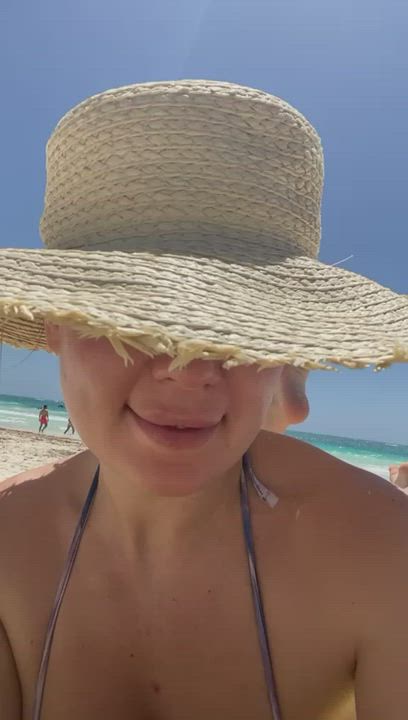 Would you slide in me on the beach? - free porn video