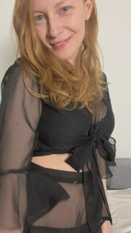 I was supposed to be a tiny redhead by my tits didn't get the memo! - free porn video