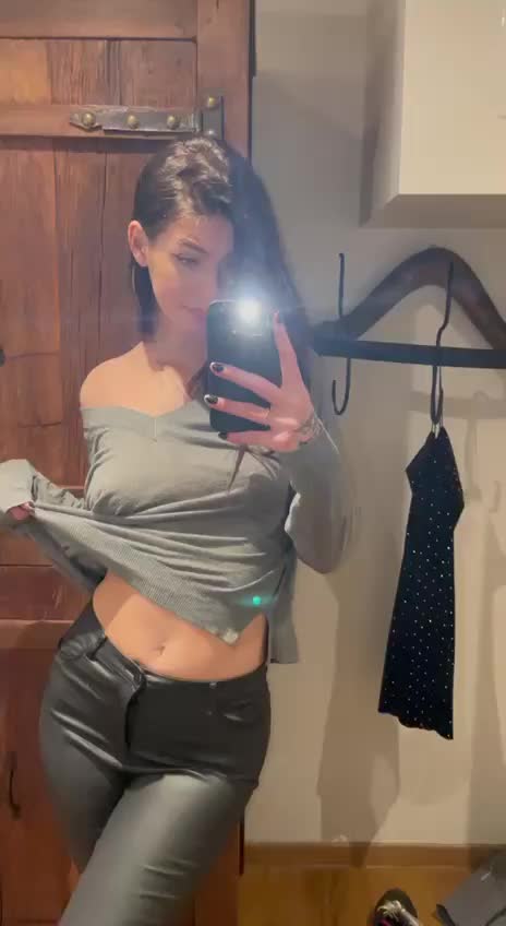 i will let you hit, if you like my small ass - free porn video