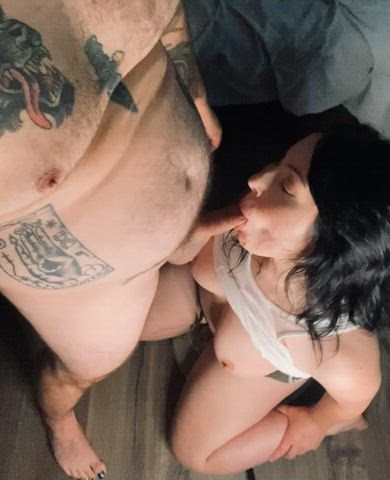She really love to suck cock - free porn video
