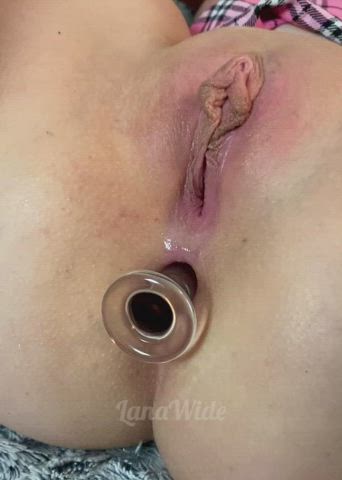 I love using toys on my ass - free porn video