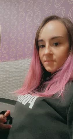 Whoops my tits fell out at the gym [gif] - free porn video