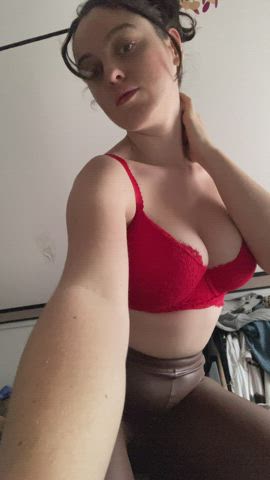 my round ass loves to jump on top - free porn video