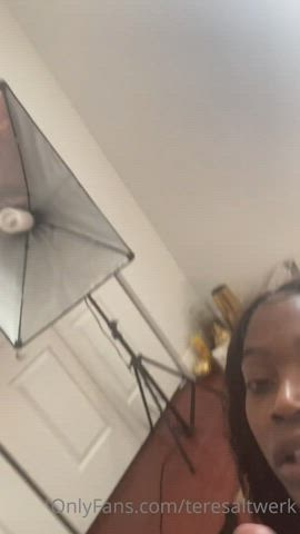 FEEDING EBONY🙎🏿‍♀️ - free porn video