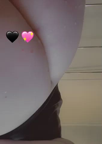 Do you like it when I spread it for you? My little hole is all yours 🥺❤️ - free porn video