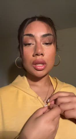 let me be ur busty 19yo arab teen slut tonightl... just don't tell my fam - free porn video
