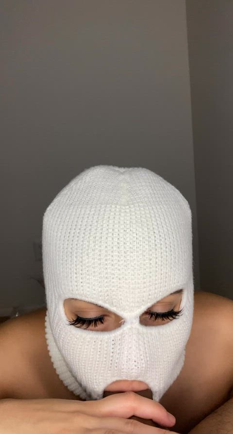 Masked Latina - free porn video