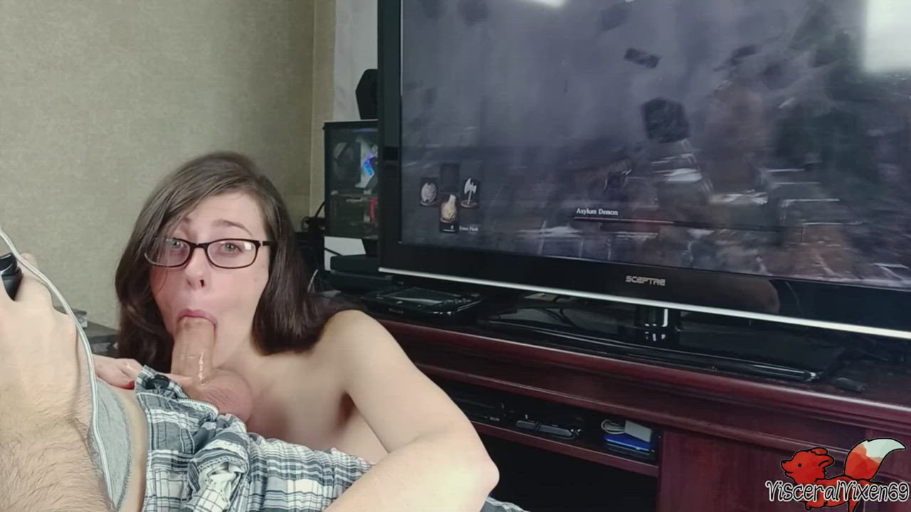 OC: I think I'm distracting the roommate while he's replaying Dark Souls! - free porn video