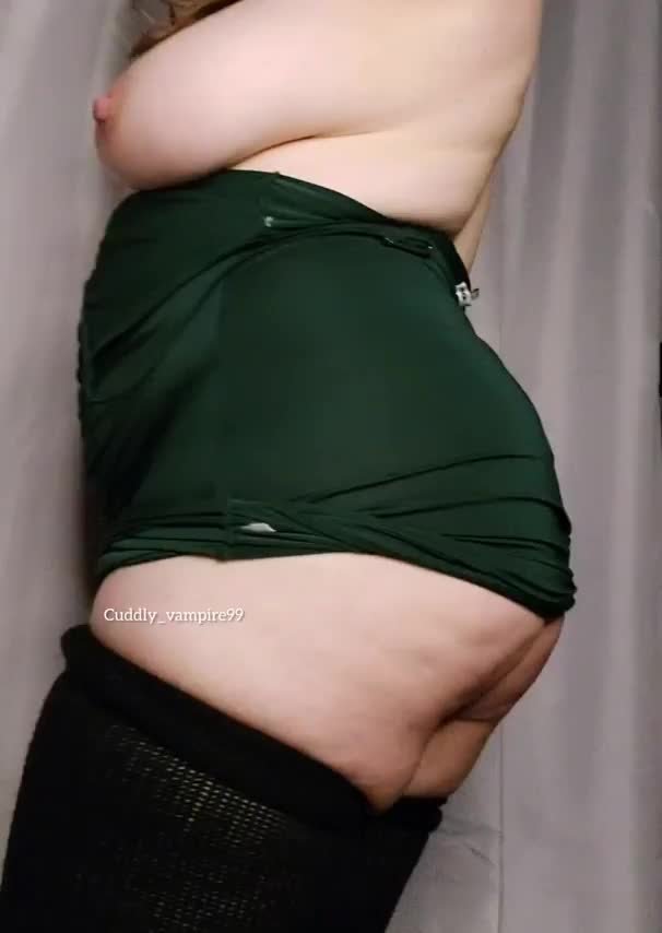 I need to sit my big ass on your face - free porn video