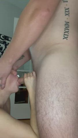 I love sucking a nice cock - free porn video