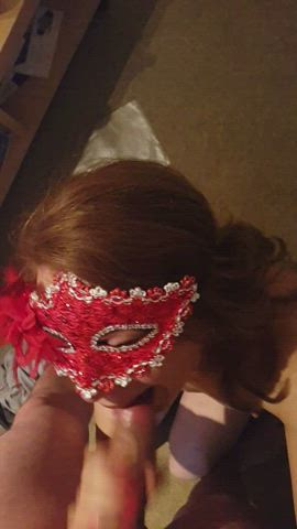Amateur facial with a mask - free porn video