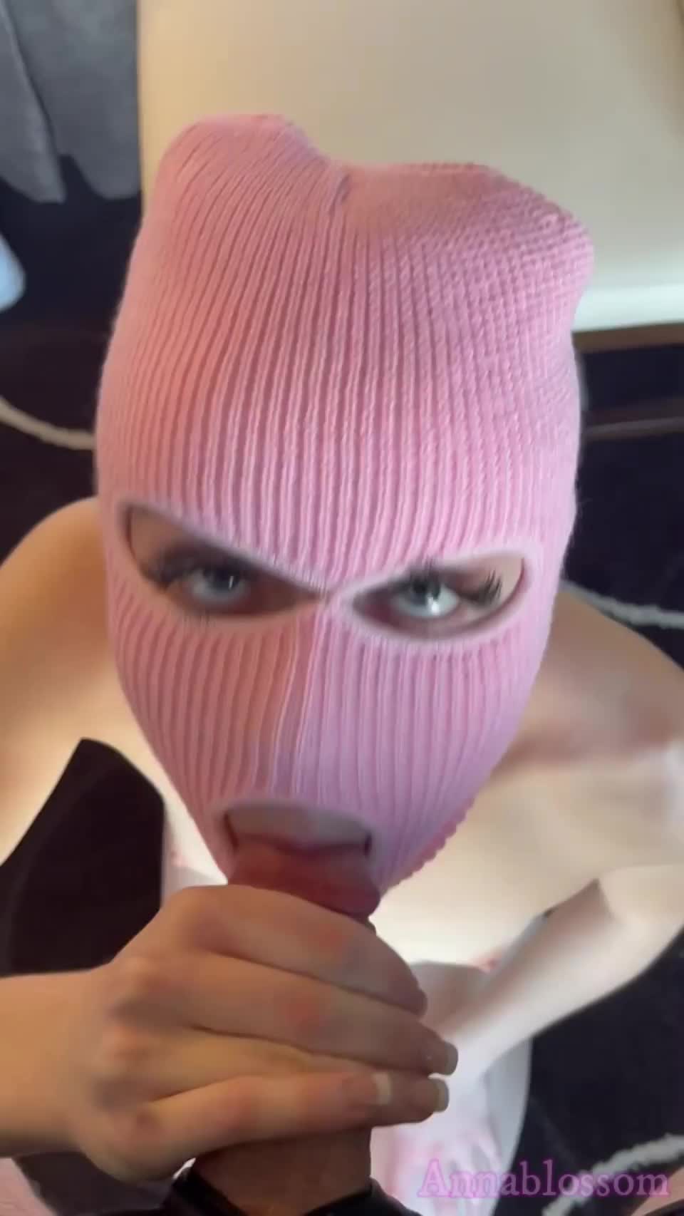 You won’t know it’s me if I’m wearing a mask - free porn video