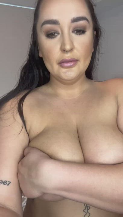 My boyfriend says my boobs are too big and that I should lose weight and get a breast reduction😢😢….what do you think? [f] - free porn video