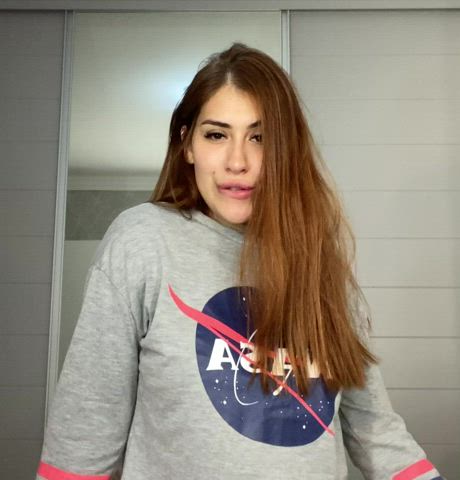 I'm just a curvy girl out of this world 🚀 - free porn video