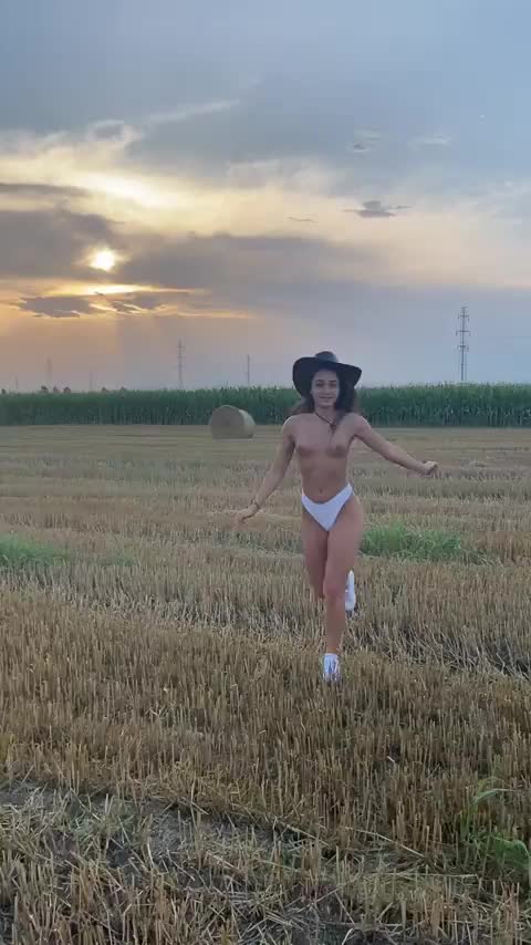 Hoping to brighten your day - free porn video