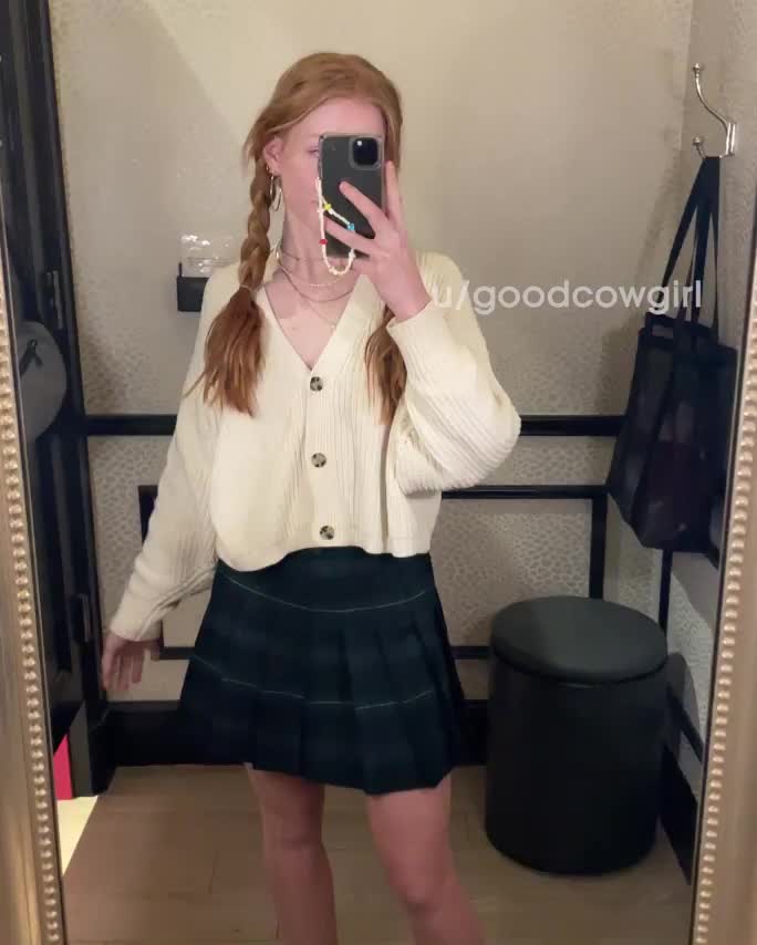 I need a shopping buddy :3 - free porn video