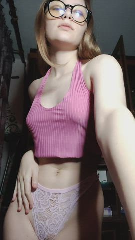 No tattoos, no piercings, and never had a bf…hope I won’t be too boring for fun - free porn video