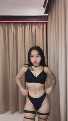 Burry your face between the cheeks - free porn video