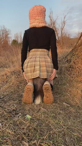 I know what you'd like to put under my tail haha - free porn video