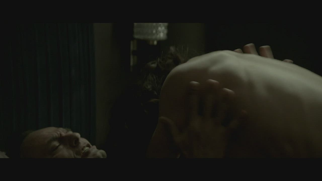Marjorie Estiano being screwed & groped at the cinema in brazilian film 'Beatriz' (2015) - free porn video