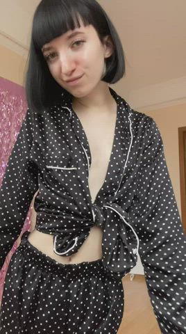 Today I go to bed without pajamas completely naked - free porn video