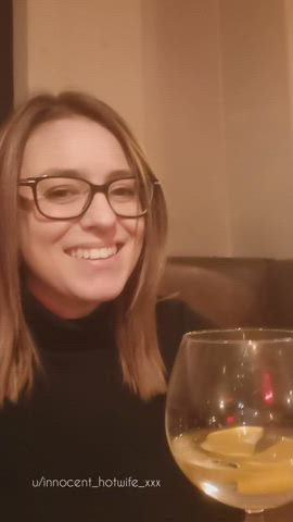 A hotwife walked into a bar... what a legend!! - free porn video