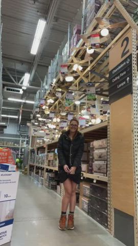 something about a good lamp just turns me on [GIF] - free porn video