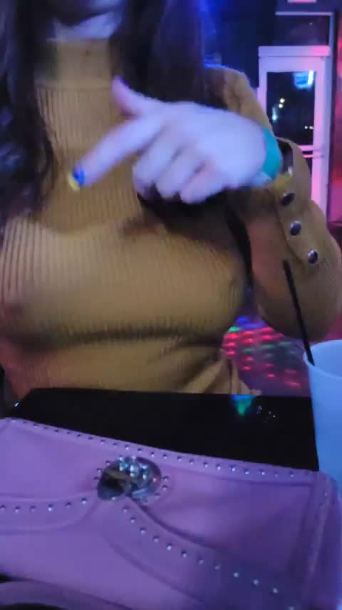 So Ive decided I really like flashing in bars [gif] - free porn video