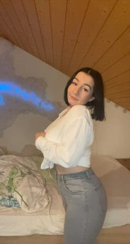 I'm here, still trying to get to you :) - free porn video