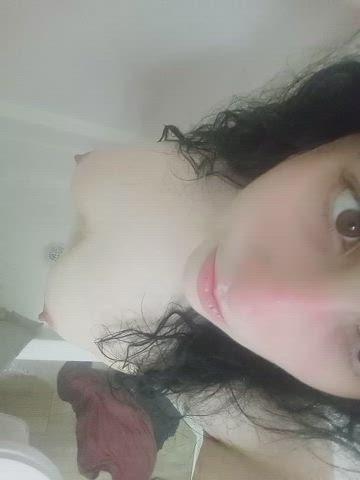 Washing my pale skin in the shower, very refreshing (36) - free porn video