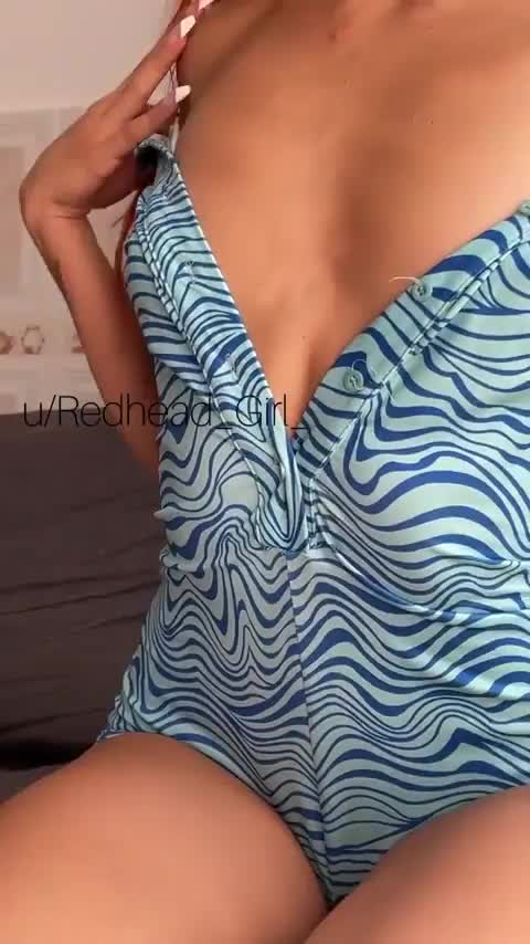 Any older men would fuck a tiny redhead girl? 😇 - free porn video