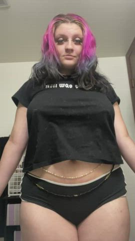 Fuck a thick goth girl? - free porn video