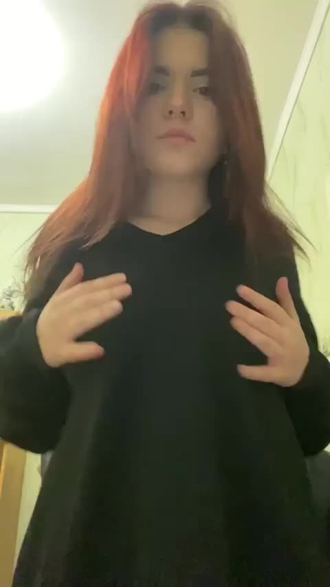 maybe its better if you put your face on my tits - free porn video