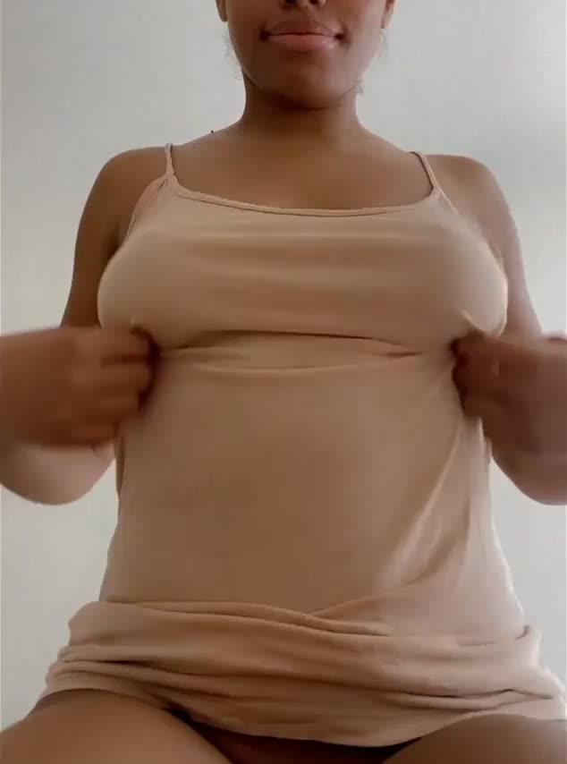 my tits love to be sucked - free porn video