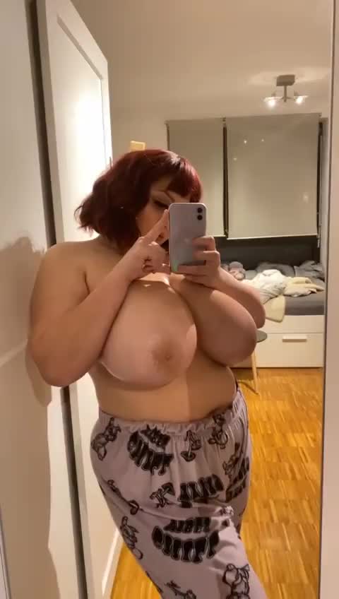 I have too much milk in my boobs, help me get it out - free porn video