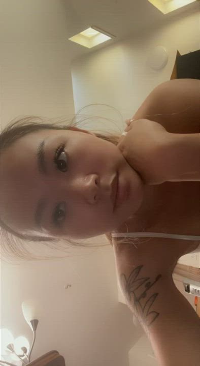 Can I sit on your face? - free porn video