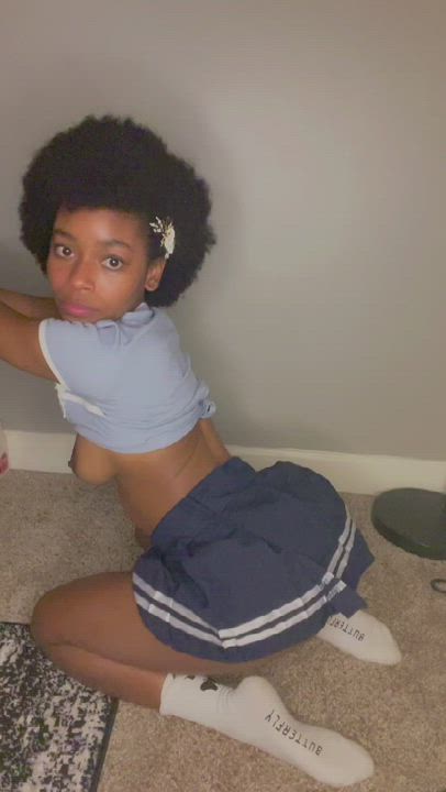 Not many ebony’s do well here but I figured maybe someone would want to breed me… - free porn video