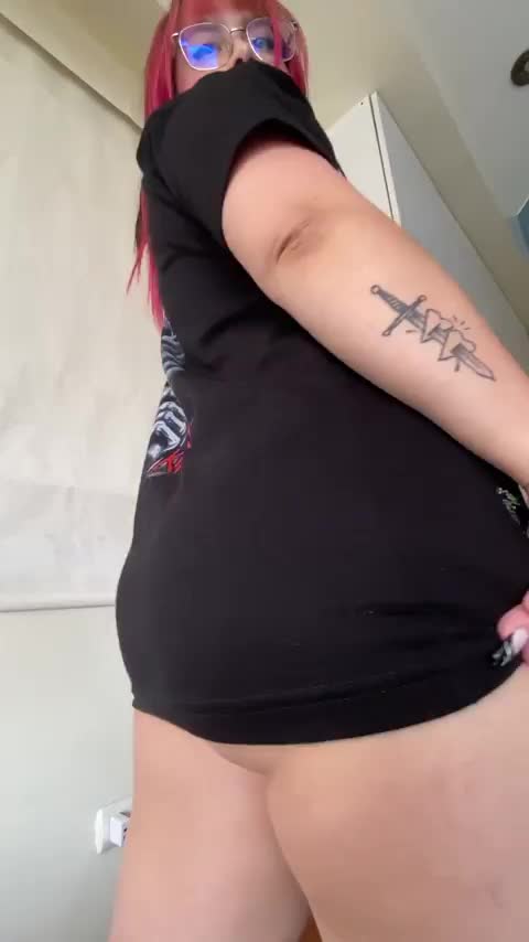 I only want your face for to use like a chair - free porn video