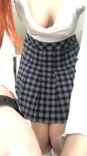 Petite redhead - free porn video
