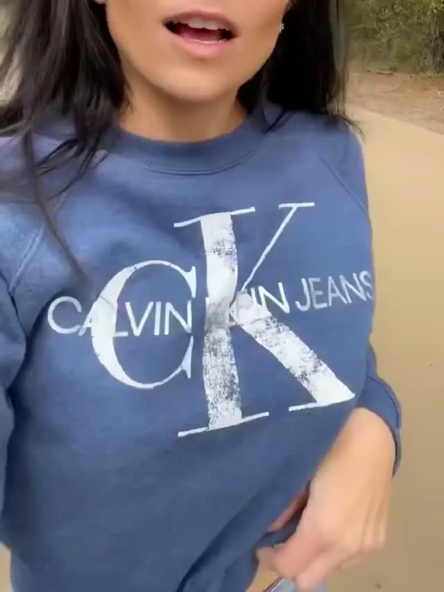 Perfectly squeezable :) - free porn video