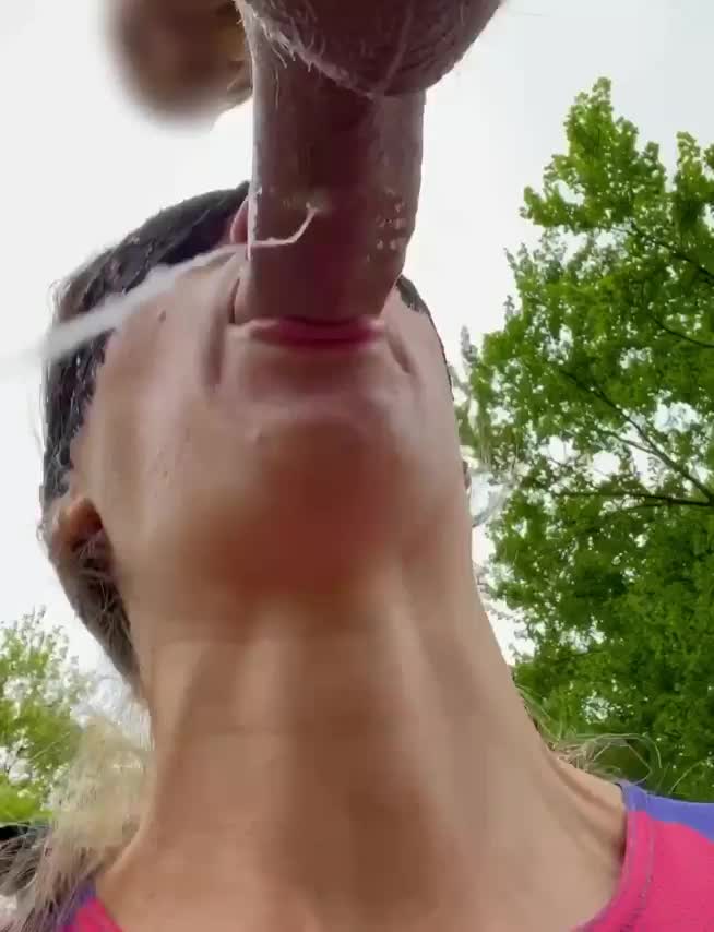 I'm that friend that will let you fuck my face to cheer you up 🤷‍♀️ - free porn video