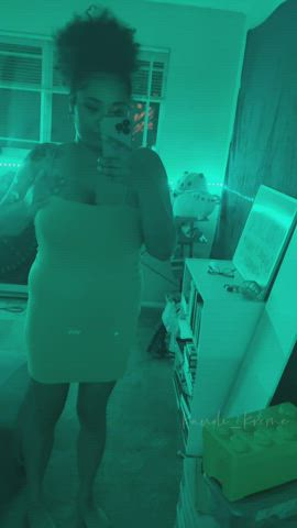 i don't have the biggest ass, but i promise she's tasty [26F] - free porn video
