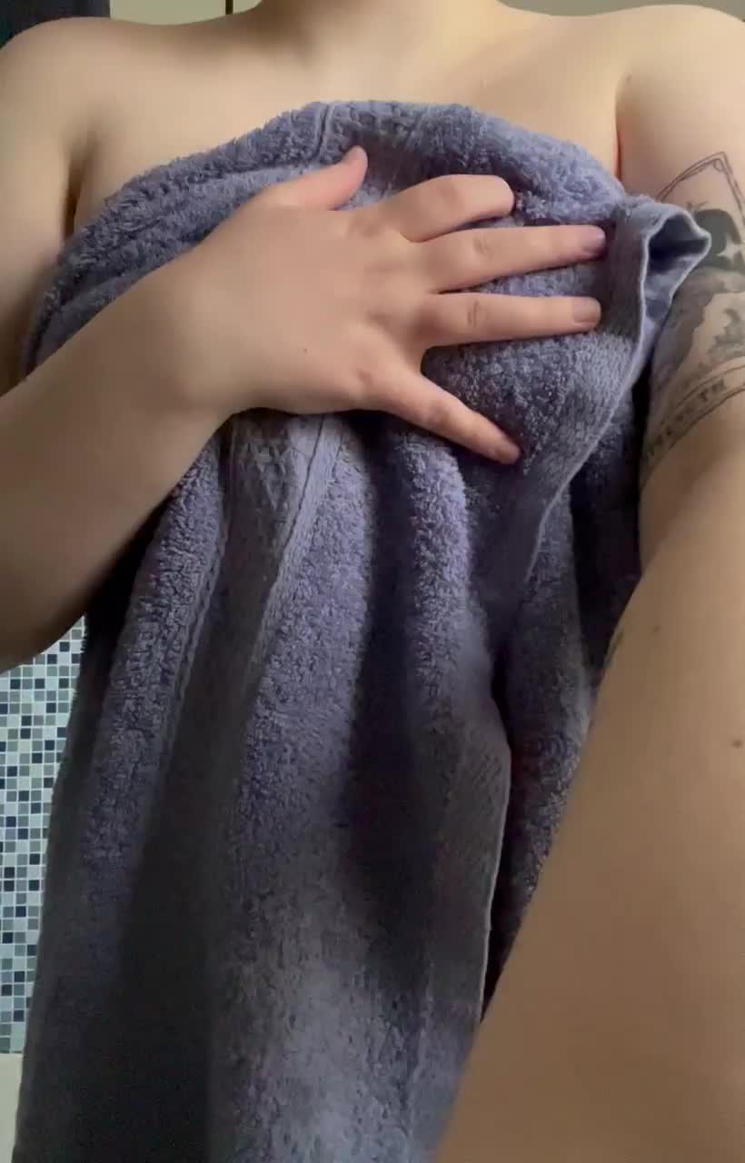 Would you fuck me in the shower? - free porn video