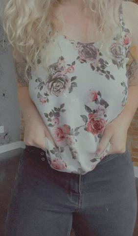 (19f) I so want you to cover my body with your kisses - free porn video
