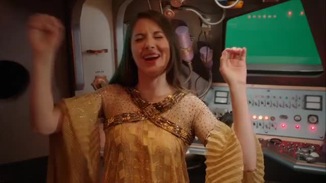 Alison Brie pretending that shes a porn star - free porn video