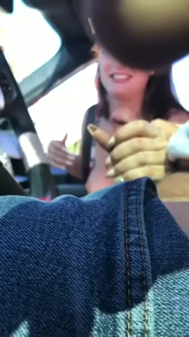 Hooker gives a handjob, lots of cum - free porn video