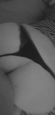 I Need a BIGGER cock🍆💦 - free porn video