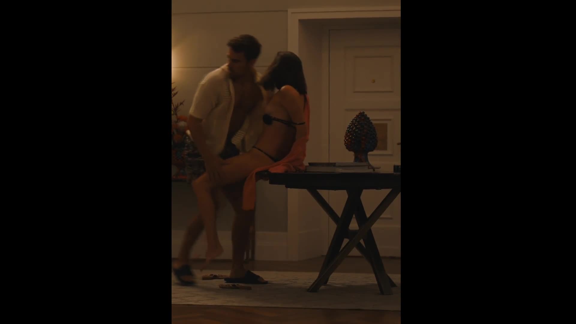 Aubrey Plaza - White Lotus s02e06 2nd scene slo-mo - free porn video
